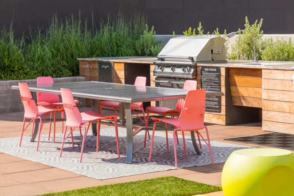 Fifteen 15 Lamar CMF Photo 9149